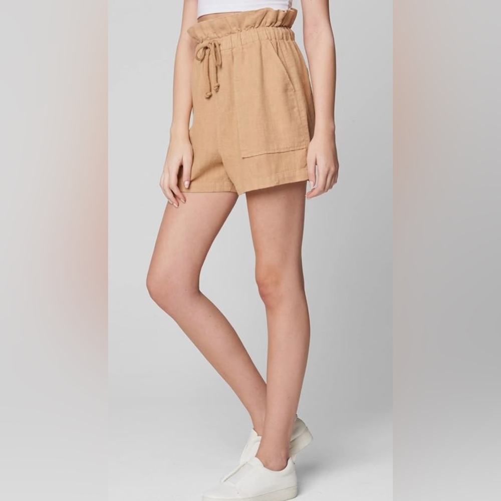 Women’s Blanknyc High waisted linen shorts